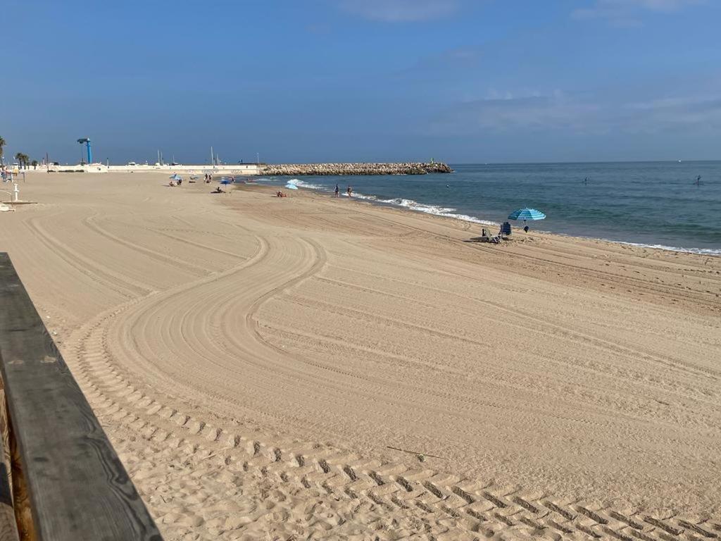 דירות Perelló Broadway Es Mar מראה חיצוני תמונה